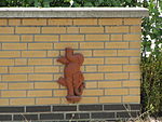 20100706-018 Amersfoort - Olifantje op een muurtje in de Verborgen Zone in Kattenbroek.jpg