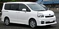 Toyota Voxy 2010–2013