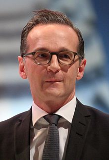 Heiko Josef  Maas 220px-2017-03-26_Heiko_Maas_by_Sandro_Halank%E2%80%934