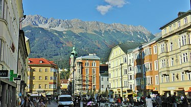 Inntalkette mit Hafelekar von Innsbruck (Hochblick). Und dann der Tiefblick,