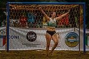 Deutsch: Beach Handball Champions Cup 2018 in Catania (ITA); Tag 2: 2. November – Frauen, Vorrundengruppe C: DHG Odense (DEN) - Beach Bazis Schleissheim (GER) 2:0 (18:12, 18:10) English: 2018 Beach Handball Champions Cup in Catania (ITA; Day 2: 2 November – Women's Preliminary Round Group C: DHG Odense (DENT) - Beach Bazis Schleissheim (GER) 1:2 (15:5, 7:12, 4:7)