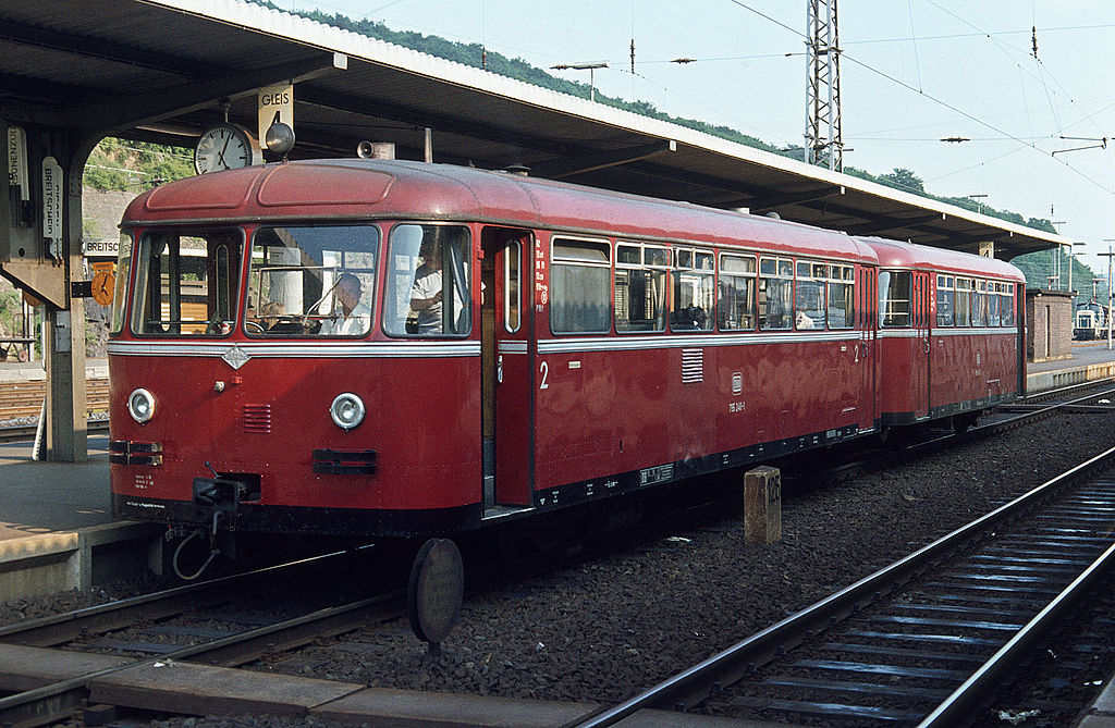DB-Baureihe VT 95 1024px-795240_19780529_Dillenburg