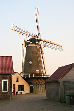 Achthuizen Molen Windlust.jpg