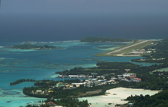 Airport Mahé, Seychelles, 2007, view from "Trois Frères"