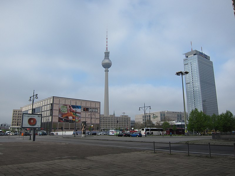 File:Alexanderplatz (13853070114).jpg