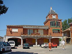 Ayuntamiento de Colmenar del Arroyo.jpg