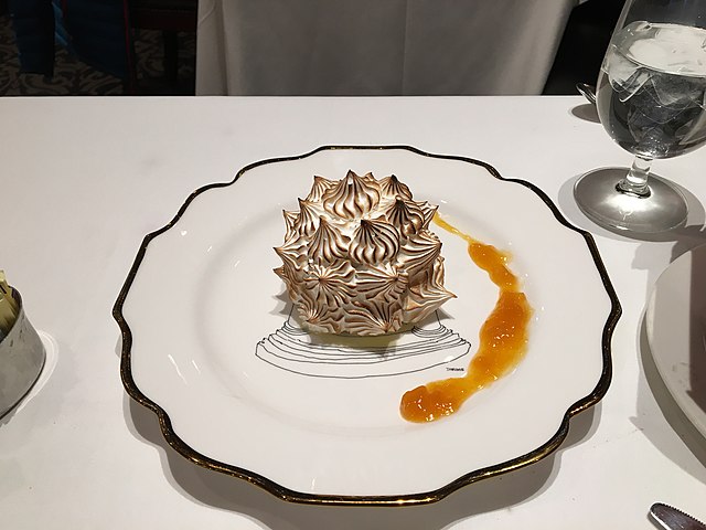 Baked Alaska with Orange Ice Cream and Chocolate Sponge - Cookidoo