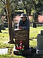 Barbara Lee at her mother's grave