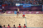 Deutsch: Beachhandball bei den Olympischen Jugendspielen 2018; Tag 4, 10. Oktober 2018; Jungs, Vorrunde, Gruppe B - Italien-Argentinien 1:2 English: Beach handball at the 2018 Summer Youth Olympics at 10 October 2018 – Boys Preliminary Round Group B‎ – Italy-Argentina 1:2