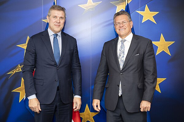 Benediktsson met with Vice-President of the European Commission Maroš Šefčovič in Brussels, 20 November 2023