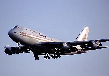 ไฟล์:Boeing_747-4D7,_Thai_Airways_International_AN0350516.jpg