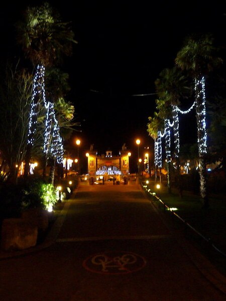 File:Bournemouth, approaching The Square on a winter's night - geograph.org.uk - 1628665.jpg