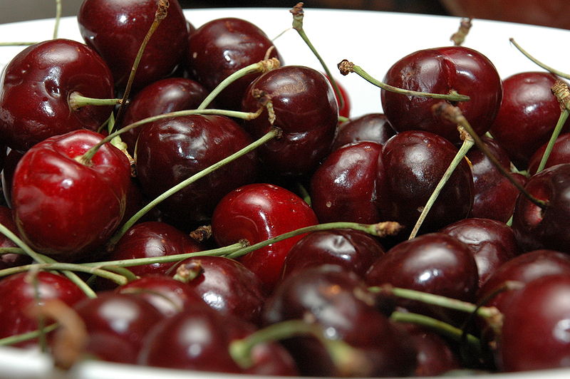 File:Bowl of red Cherries.jpg