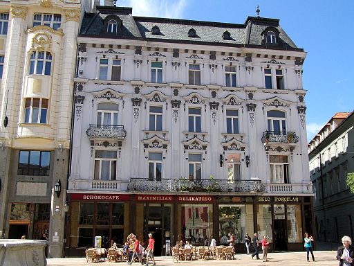 Bratislava Palugyayov palác 03