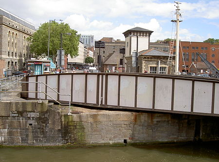 Bridge Swing! (geograph 2460172)