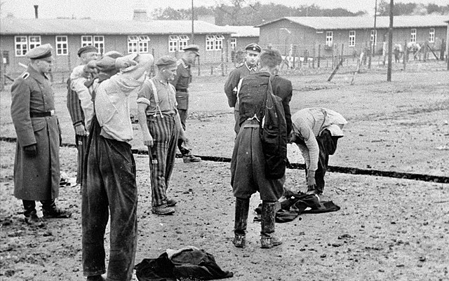 Image: Buchenwald Prisoners Undressing 80135