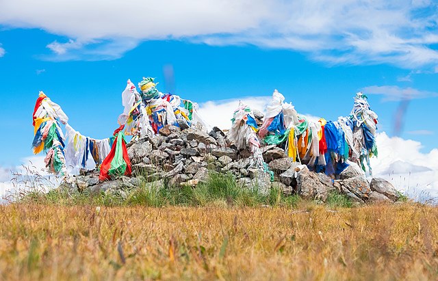 Un ovoo au col de Bougouzoun.