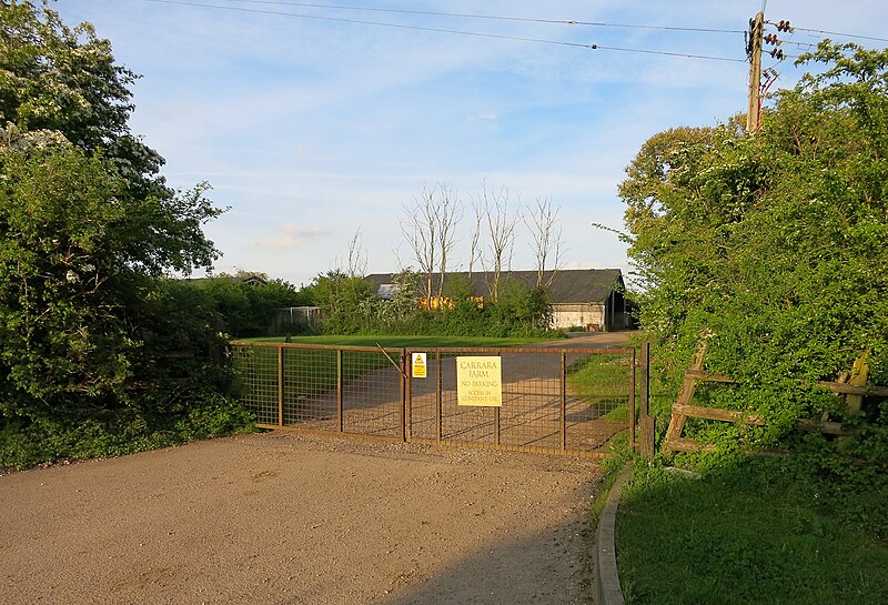 File:Carrara Farm, Caldecote - geograph.org.uk - 4532198.jpg