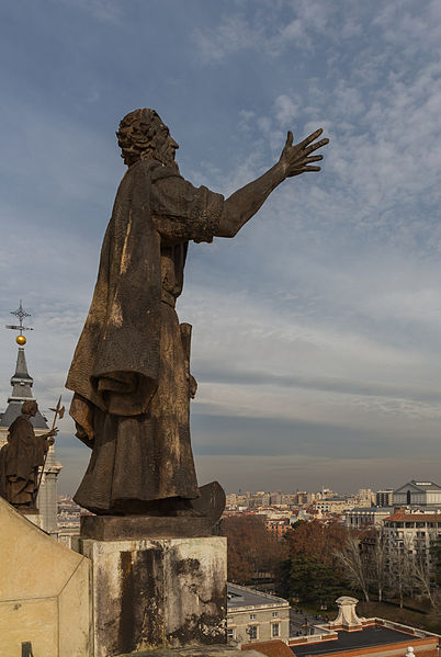 File:Catedral de la Almudena, Madrid, España, 2014-12-27, DD 22.JPG