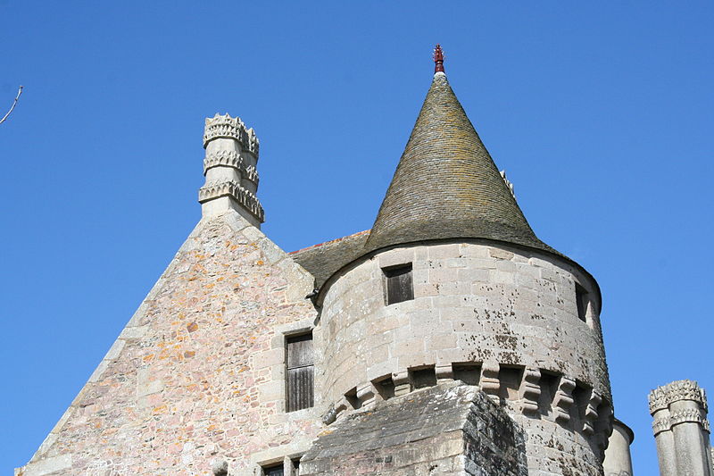 File:Château de la Roche-Jagu - Ploëzal - Côtes-d'Armor - France - Mérimée PA00089447 (2).jpg
