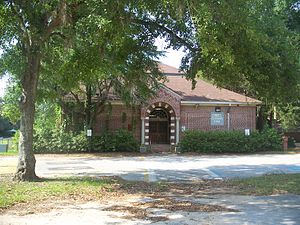 Chaires FL HD elem school04.jpg