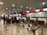 Yeni ara terminalde check-in alanı