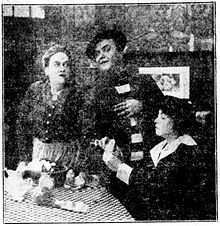 Chimmie Fadden Out West - newspaper scene - 1916.jpg