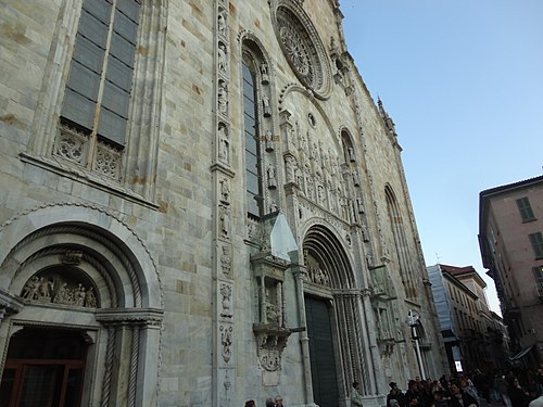 Como Cathedral