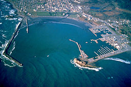 Flygbild över Crescent Citys hamn