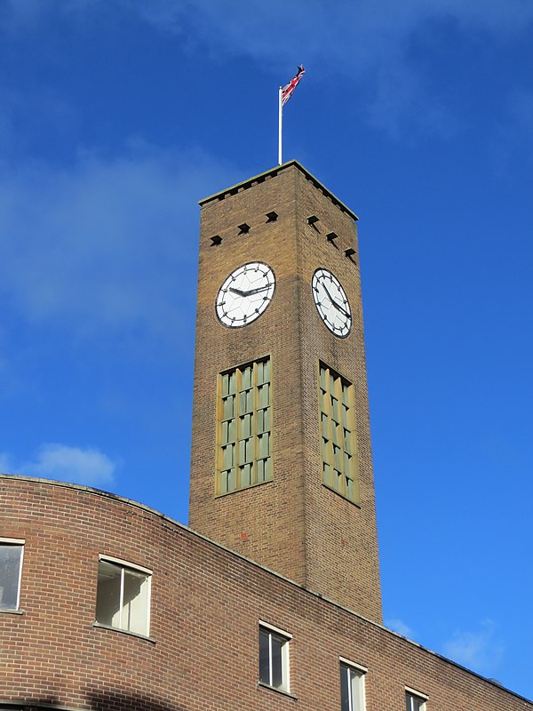 Image: Crewe (24310910094)