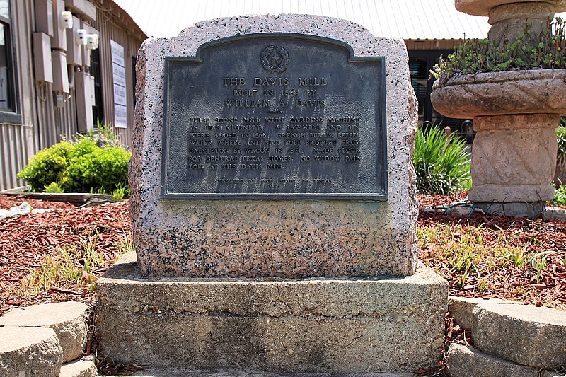 File:Davis Mill Centennial Marker Salado.jpg