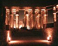 Der Tempel von Luxor bei Nacht (1, 1995, 880x690).jpg