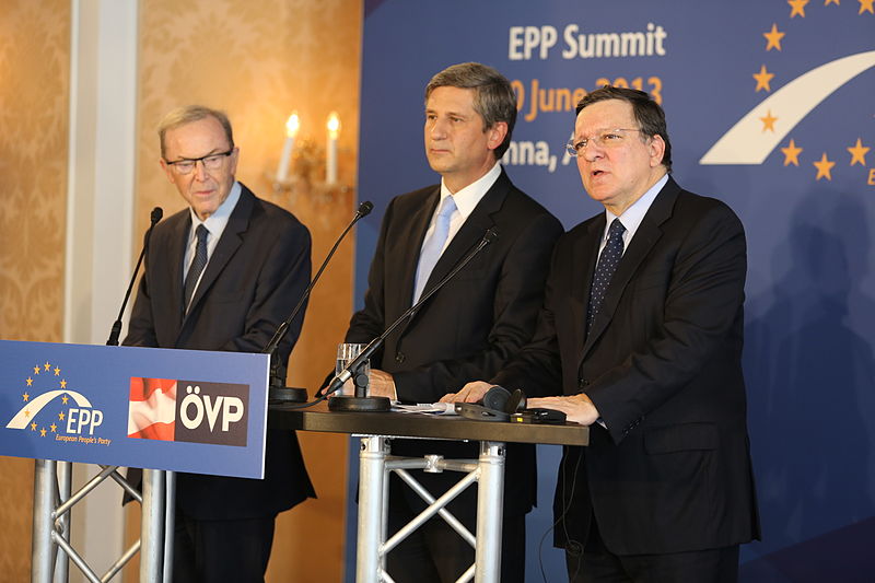 File:EPP summit - Vienna, 20. June 2013 (9094340858).jpg