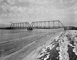 ETR Pulau Besar Bridge.jpg