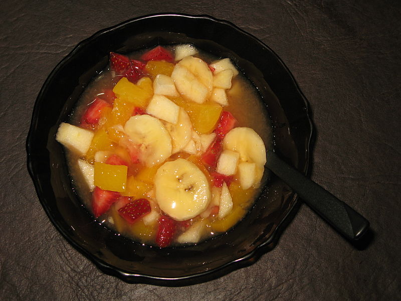 File:Ensalada de fruta argentina.JPG