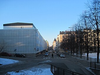 Fabianinkatu vue de son extrémité sud ; à gauche le Pääesikunta..