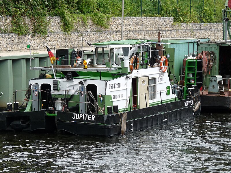 File:Finowschubboot Jupiter Details.JPG