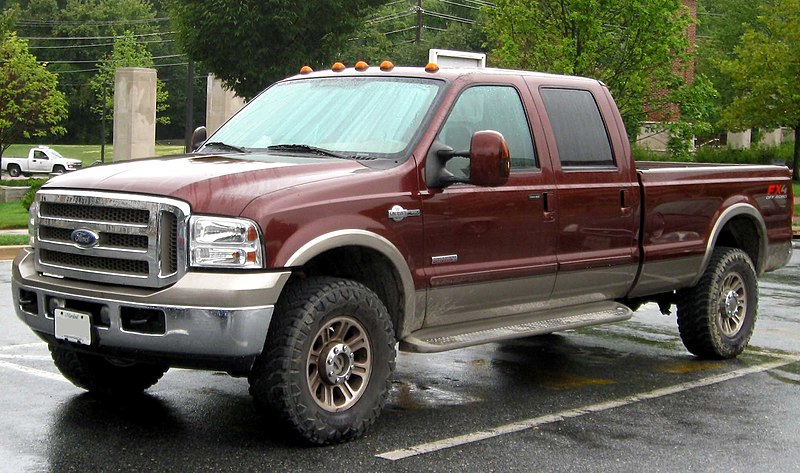File:Ford F-350 King Ranch -- 09-12-2010.jpg