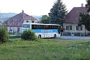 Čeština: Autobus odstavený ve frýdlantské Bezručově ulici.