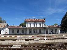 link=//commons.wikimedia.org/wiki/Category:Golești train station