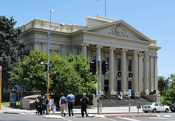 Image: Geelong Town Hall (cropped)