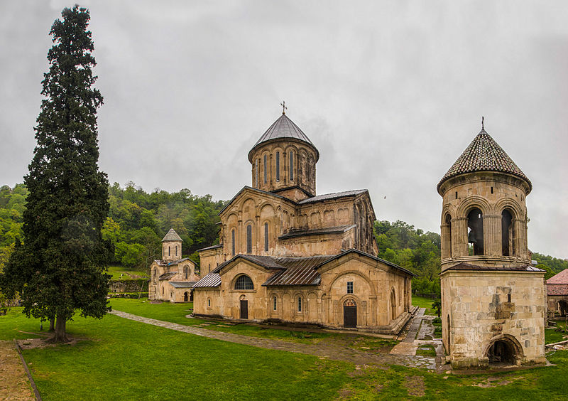File:Gelati Monastery 1.jpg