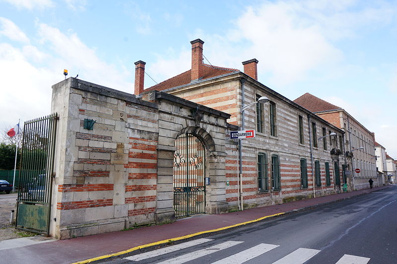 File:Gendarmeire bibliothèque municipale 00778.JPG