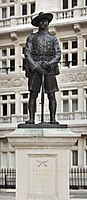 Gurkha Memorial (en) - C:Gurkha _ (da) - (ph:Diliff/WpC) (3.dec.1997) ... Relics of British Colonialism -- A monument to the Gurkha Soldier near the Ministry of Defence in London, England ... afsløret 3.dec.1997 - (foto fra 26.apr.2008)