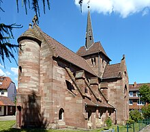 Die im neugotischen Stil erbaute ev-luth. Gustav-Adolf-Kirche
