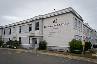 <span class="mw-page-title-main">Destinations Academy</span> Public school in Coos Bay, Coos County, Oregon, United States