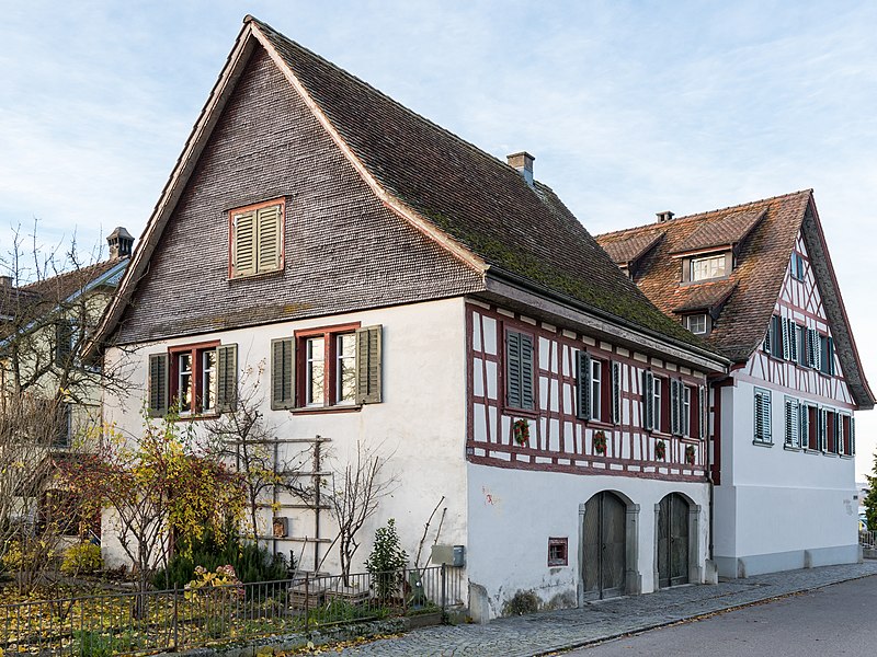 File:Haus "zur Rotgerbe" in Ermatingen TG.jpg