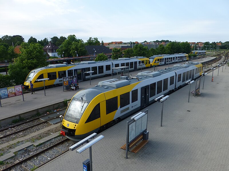 File:Hillerød Station 36.JPG