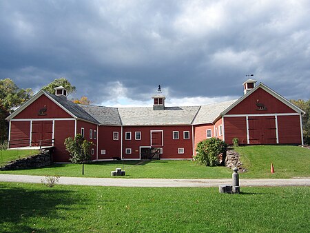 Horseshoe Barn