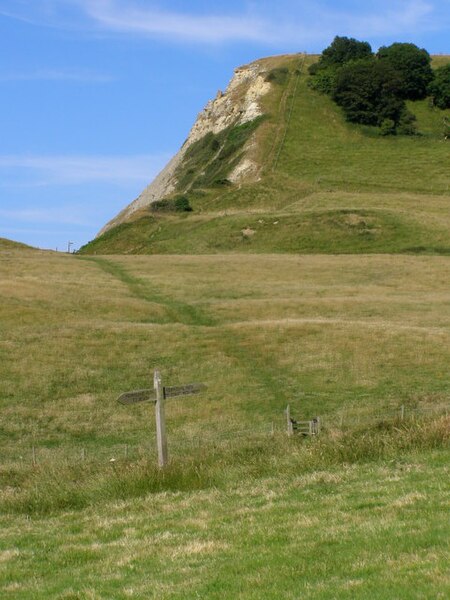 File:Houns-tout from the east - geograph.org.uk - 899869.jpg